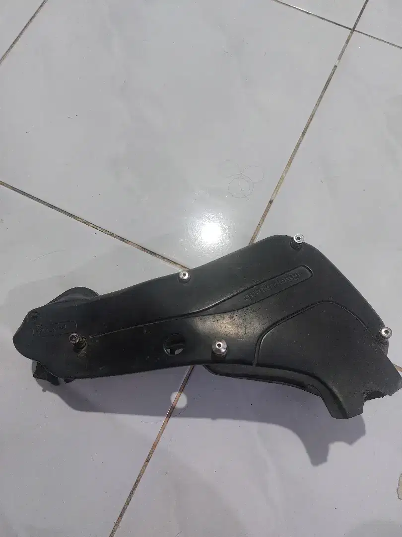 Box filter saringan udara Piaggio Zip