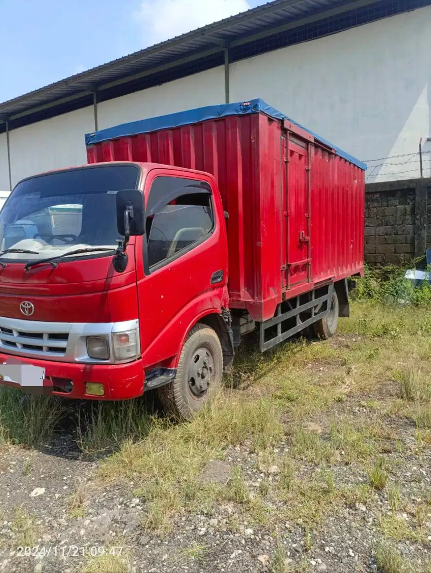 Toyota Dyna Box 6 Roda Th 2008