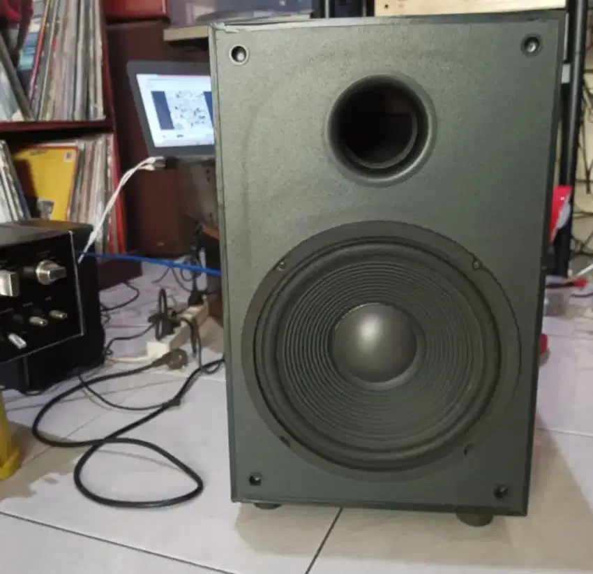 JBL PSW 1000 Subwoofer Aktif Speaker Bass Home Theater