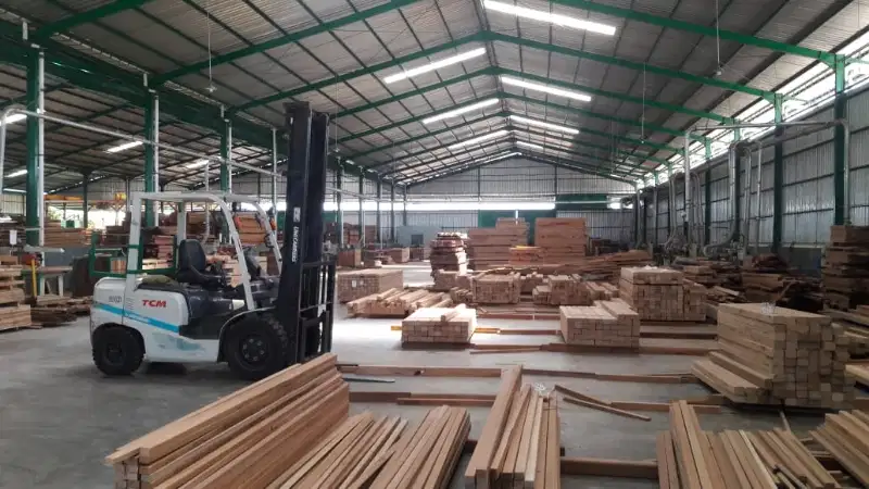 Dijual Pabrik Gudang  Cerme Kayu Aktif Dekat Kebomas Benowo