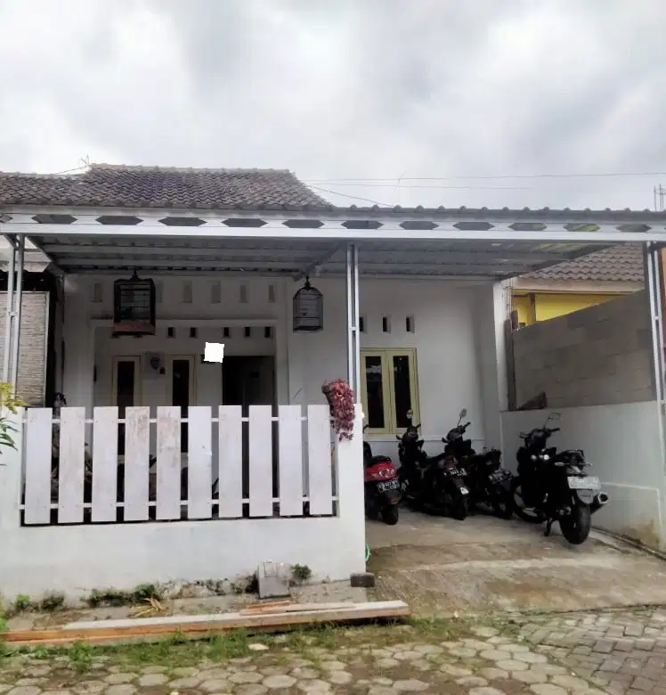 JUAL RUMAH CANTIK SIAP HUNI DAN TERAWAT DEKAT RSUD PURBALINGGA