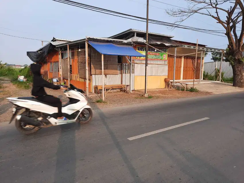 Rumah usaha pinggir jalan raya bulu petarukan pemalang strategis