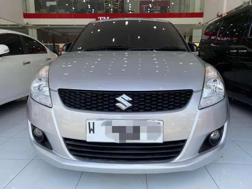 SUZUKI SWIFT GX 1.5 AUTOMATIC 2014 super istimewa