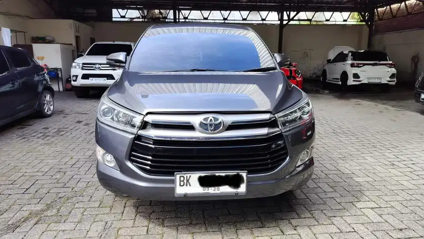 Toyota Innova Reborn V A/T Diesel 2018