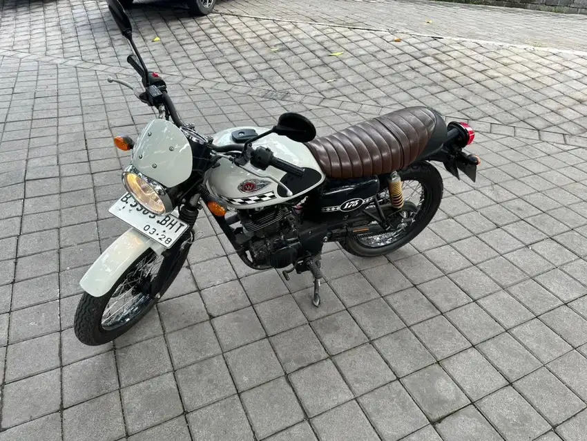 Kawasaki w175 KM 1000