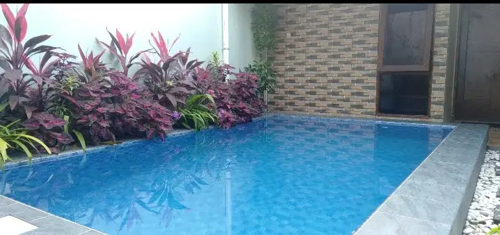 Private Pool Family Homestay Dekat Candi Gebang