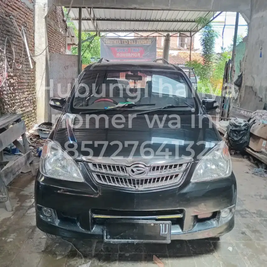 Dijual mobil bekas Xenia Li