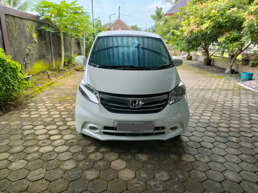 Jual Honda Freed 2013 Istimewa