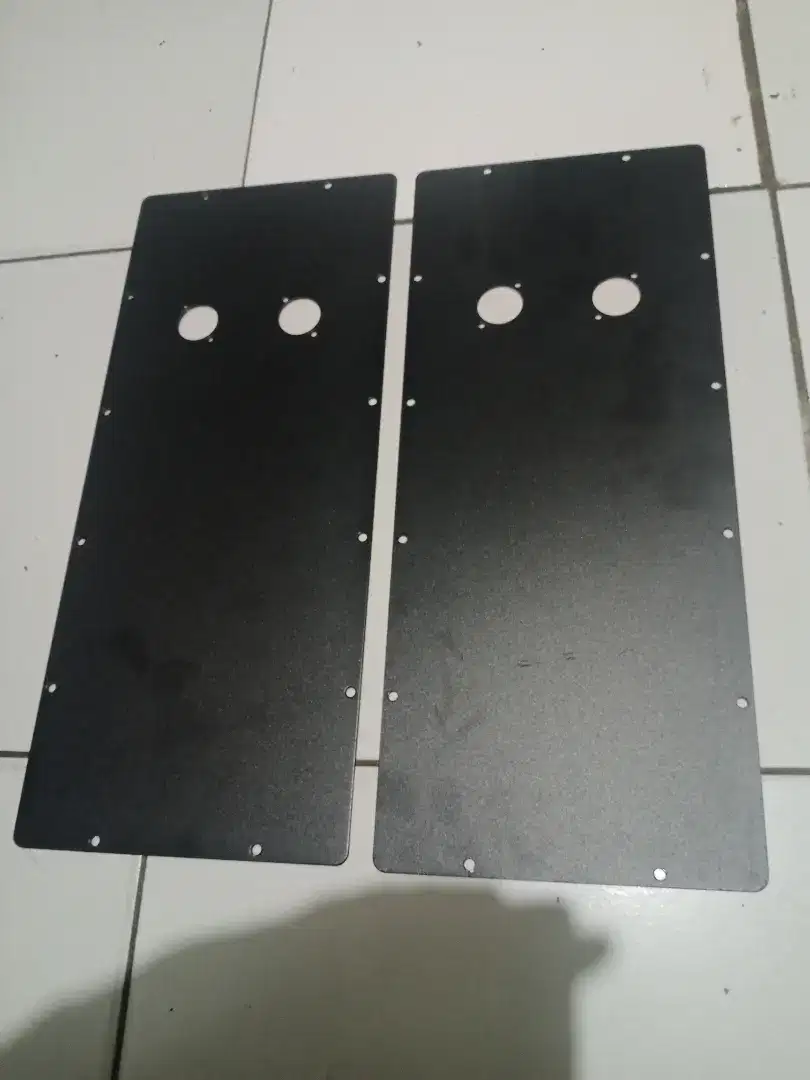 Panel tutup belakang box speaker plat besi