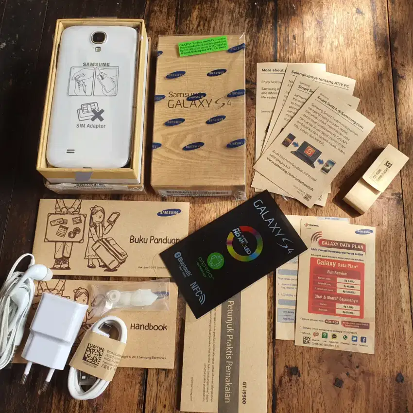 Samsung S4 SEIN Like New BH 99% Fullset Ori Langka Galaxy S4