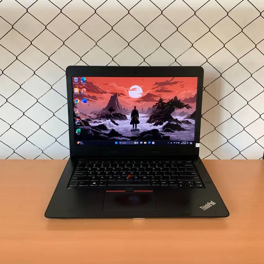 Lenovo Thinkpad E470 / Intel Core i5-7200U / RAM 8GB / SSD 256GB