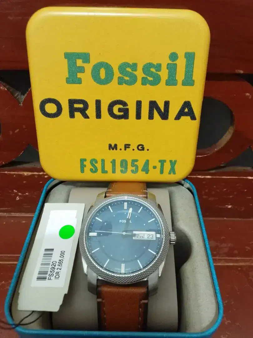 Jam tangan Fossil