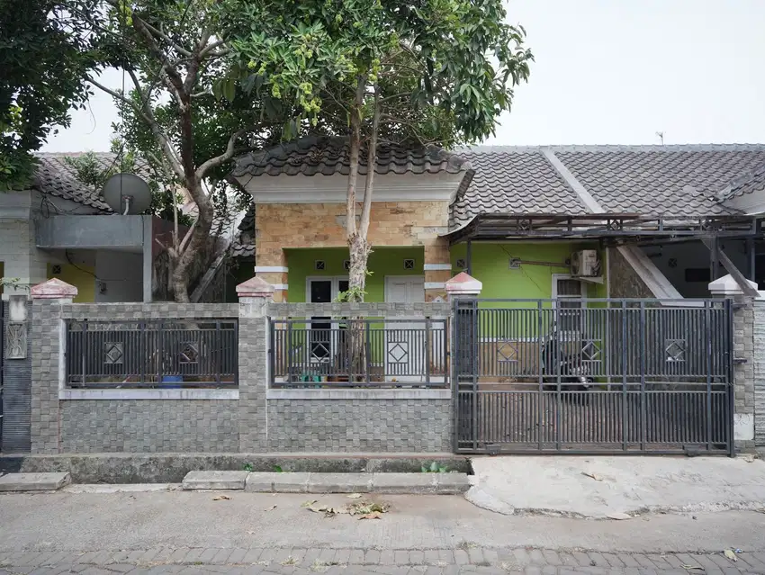 Rumah SHM Akses Cepat ke Gerbang Tol Jatikarya 2 Dibantu KPR J-13375