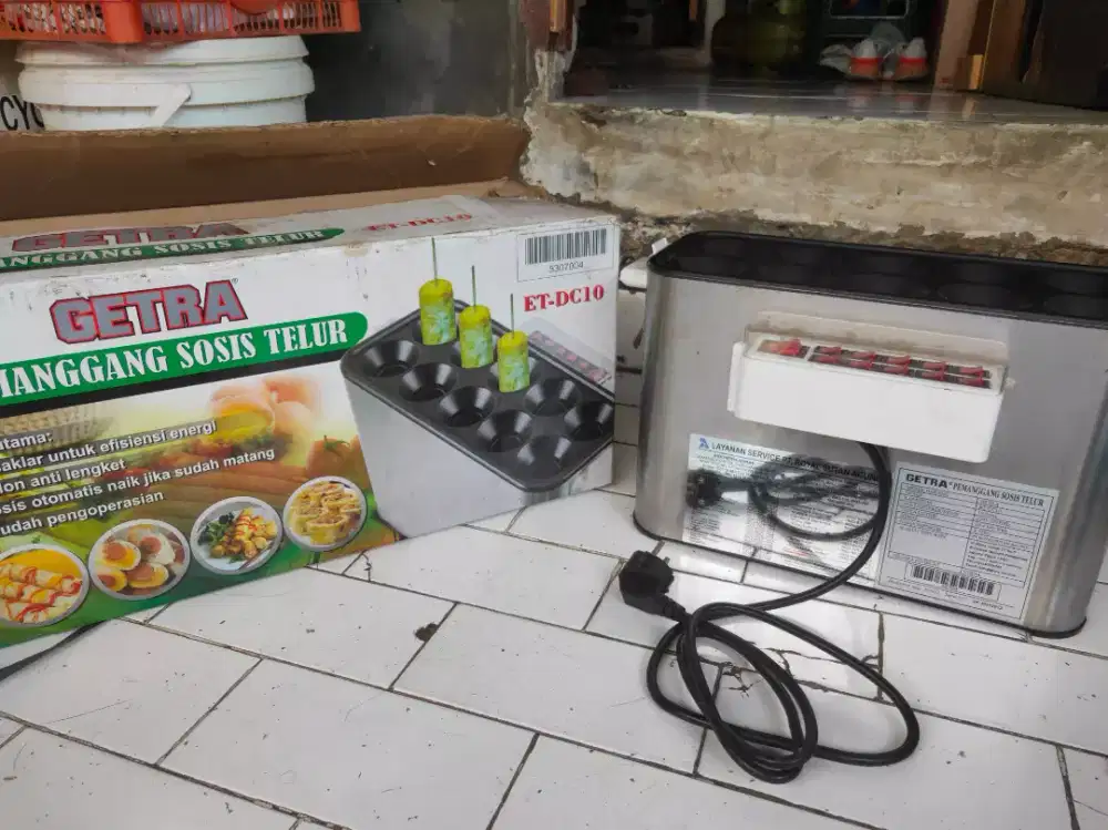 Pemanggang sosis telur