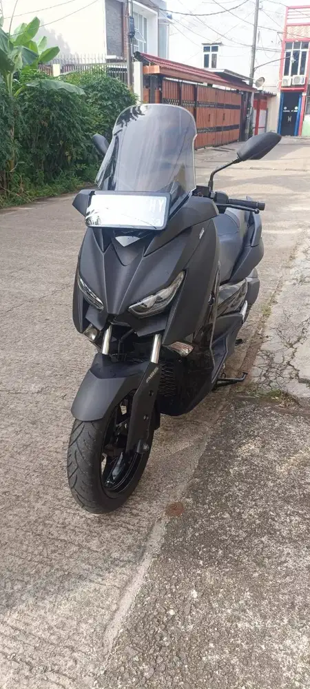 XMAX 2018 KILOMETER RENDAH