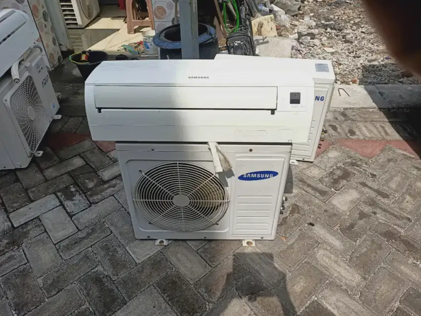 Jual ac samsung 3/4 pk  lowwat 590 watt kondisi 95% ori semua