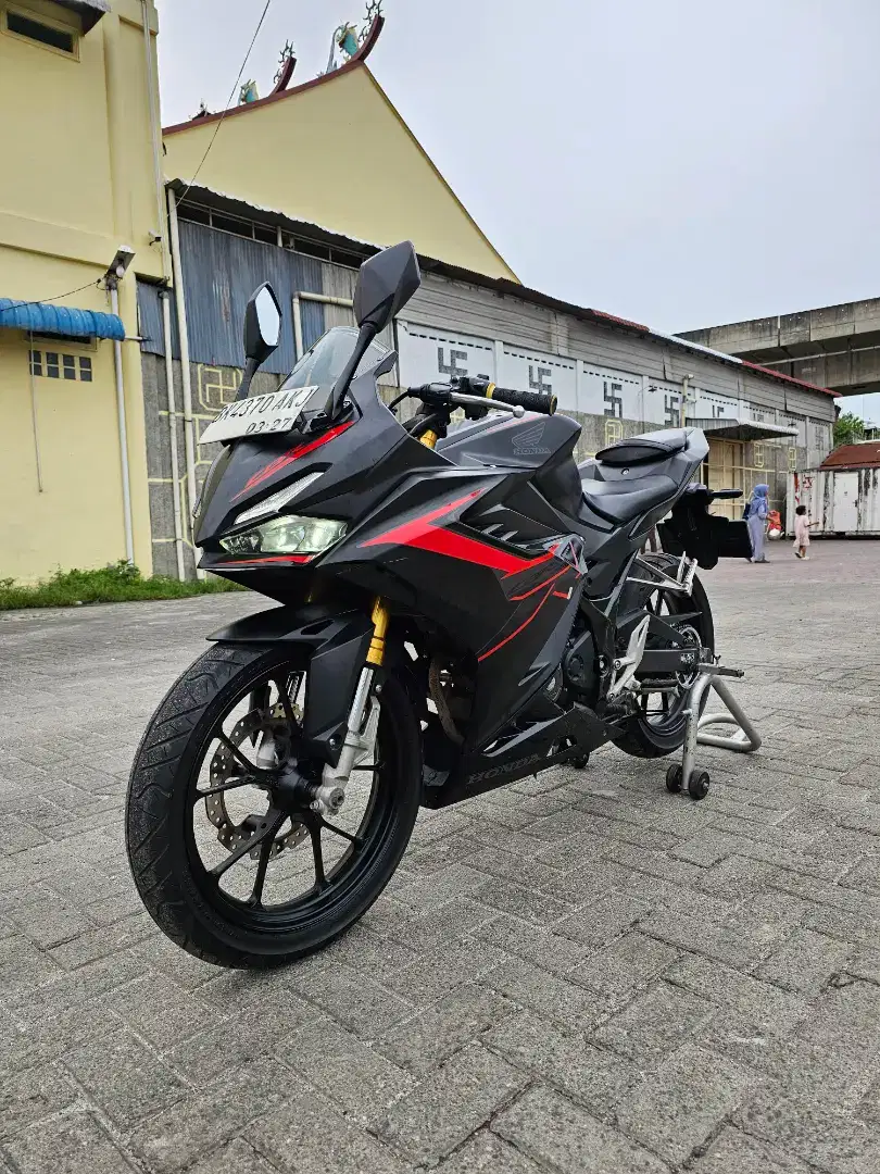 Honda CBR 150RR Hitam 2022