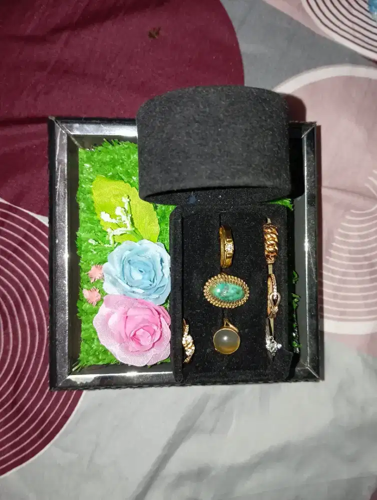 Barang antik Cincin Mata Akik Getah Bening