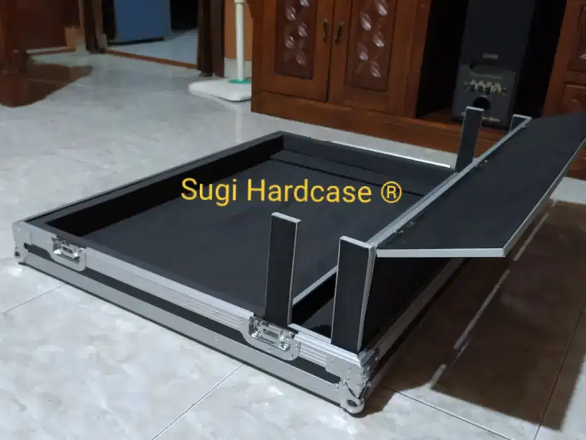 Hardcase Digital Mixer