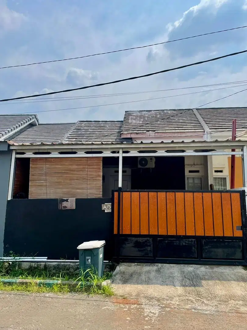 Over Kredit - Jual Rumah - Rumah Siap huni