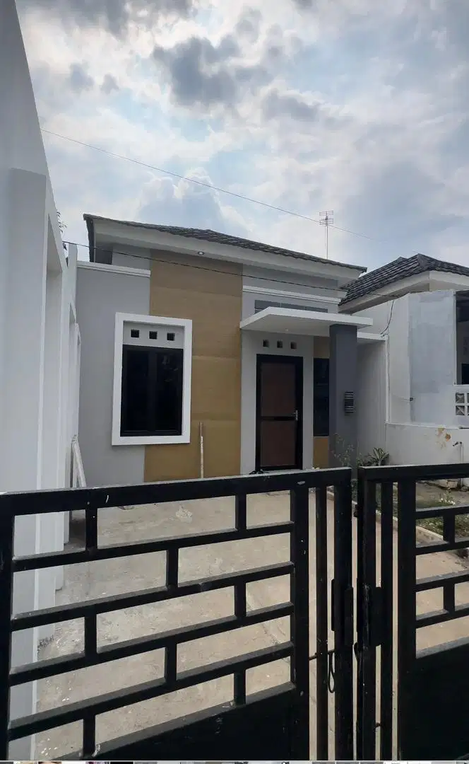 DIJUAL RUMAH DEKAT KANTOR KUA & RSUD ciawi,blkng vimalaya dan CHEVILY