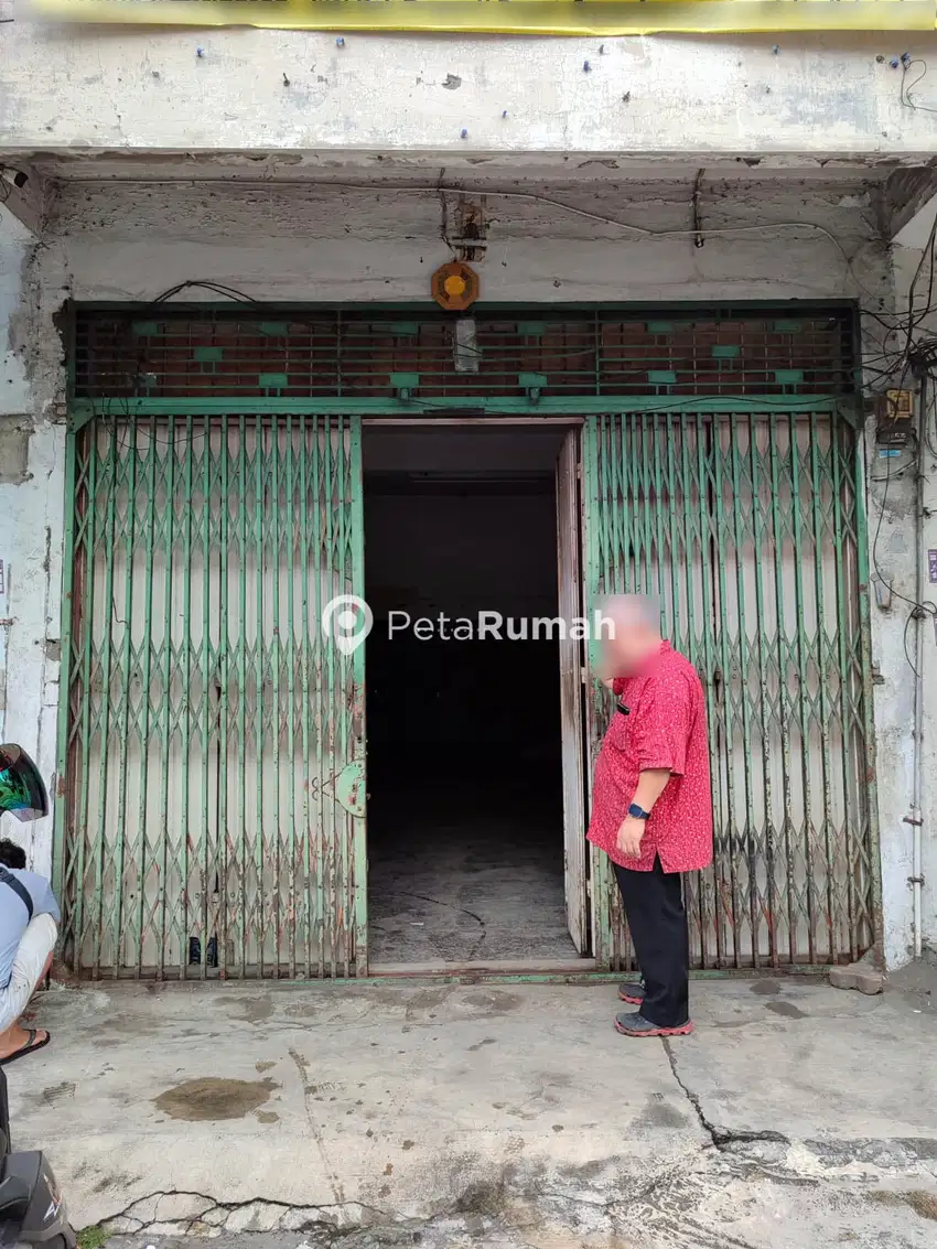 DISEWAKAN RUKO JALAN SUTOMO (PRANSISCA SINAGA)