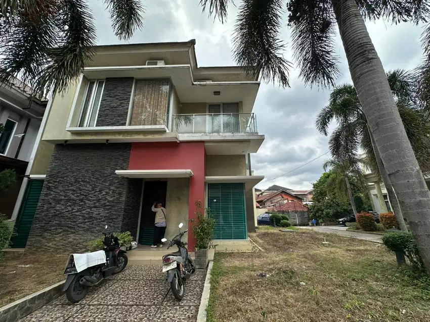 DIJUAL RUMAH MEWAH HOOK TAMAN KENTEN PALEMBANG