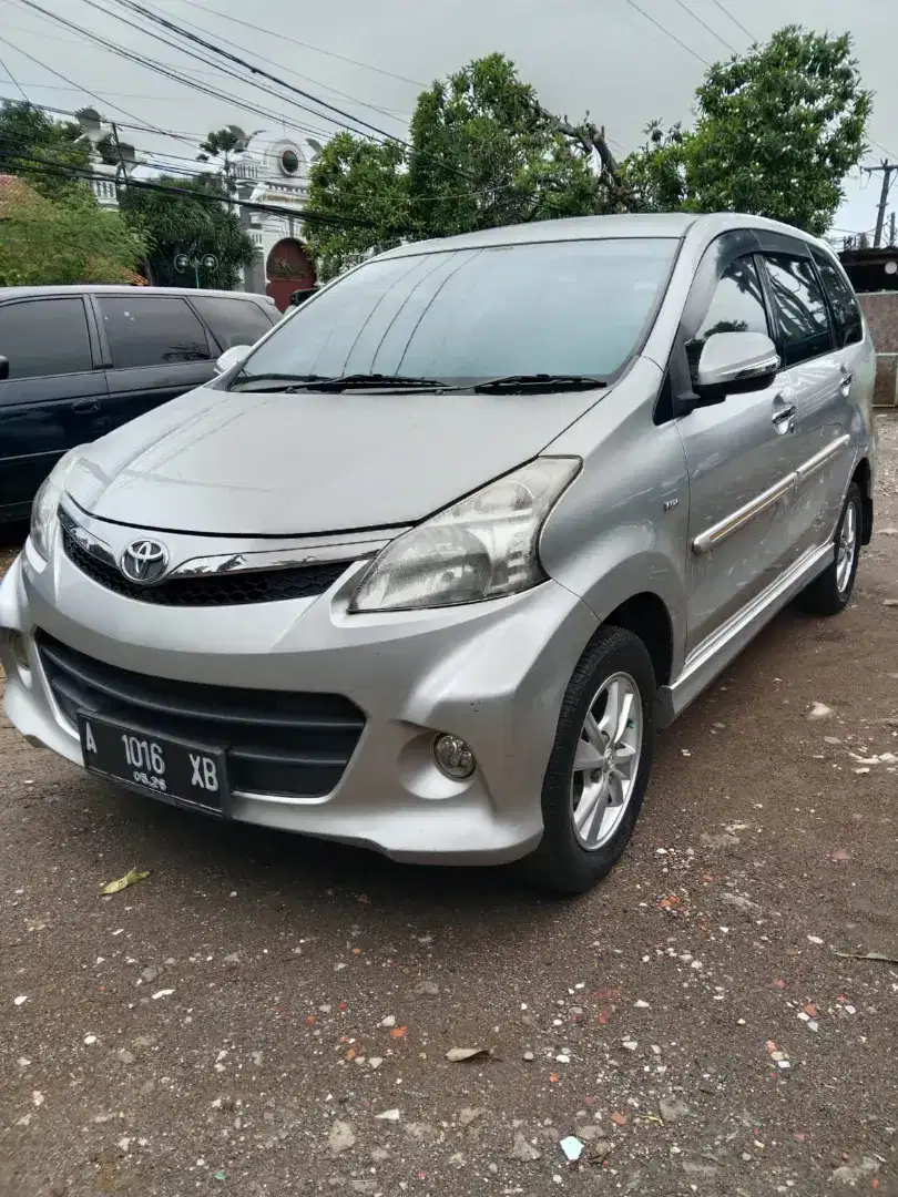 Toyota Avanza 1.5 velos Automatic Tahun 2013