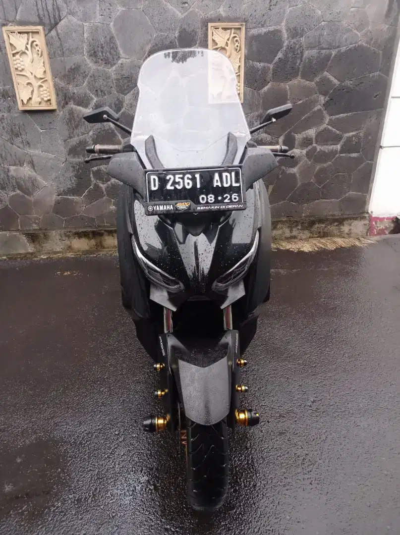 Yamaha Xmax 2021 km 15rbn Cash / Kredit