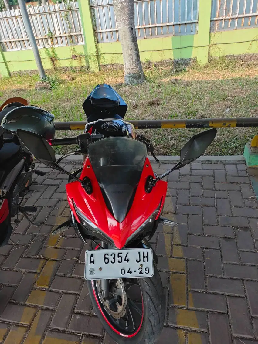 Honda CBR 2019 BU jual cepat