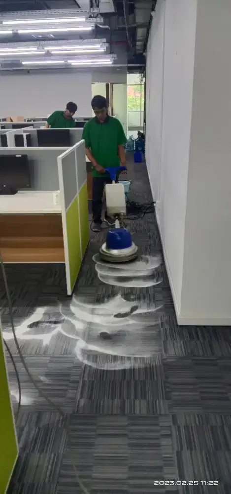 Jasa cuci karpet kantor karpet masjid cleaning panggilan.