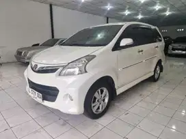 Toyota Avanza 1.5 Veloz Matic 2012 Putih