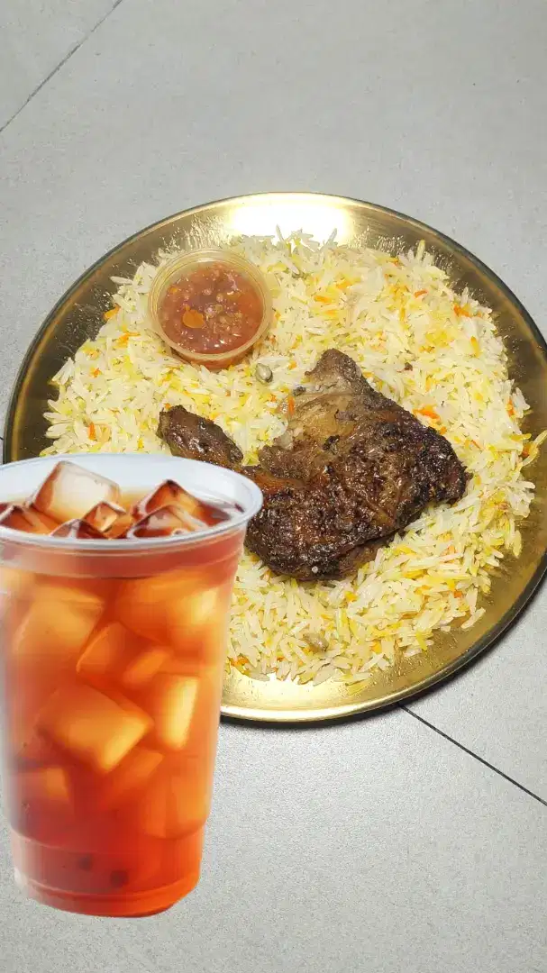 Tukang masak nasi kebuli. Chef cook