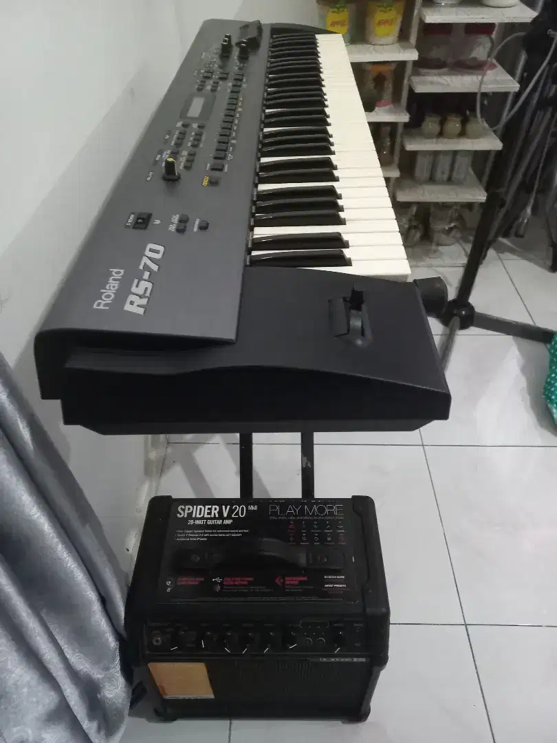 KEYBOARD ROLAND RS-70