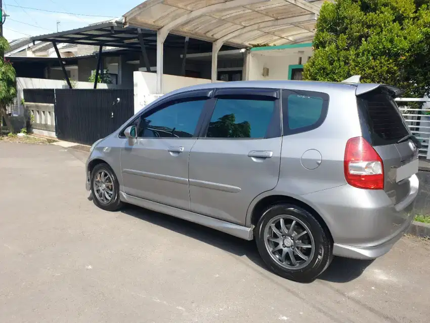 Honda Jazz Vtec Matic Mulus Plat Kota Bandung