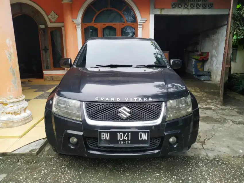 Grand Vitara 2007 Hitam Metalik Pemakaian Pribadi