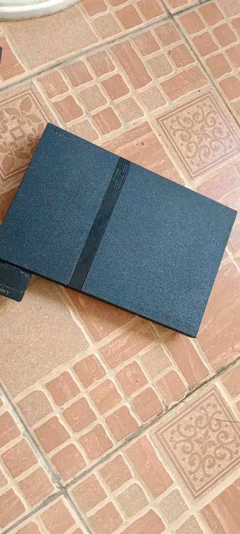 Jual Ps2 slim masih lengkap dengan kabel dan nyala