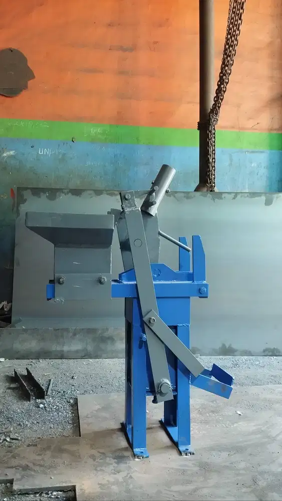 ALAT CETAK BATAKO / PAVING (HANDPRESS GENJOT)