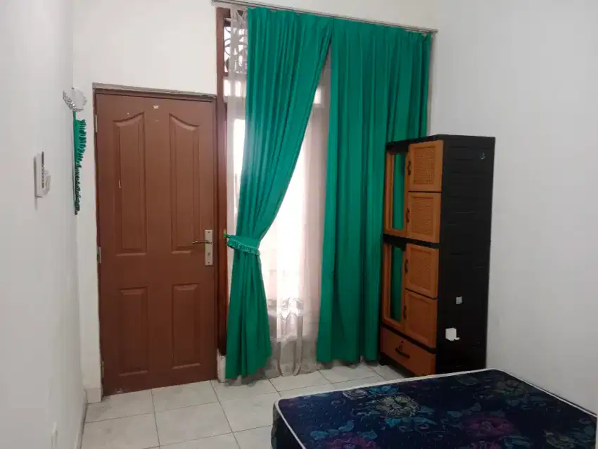 Kos AC, Kamar mandi Dalam 750rb