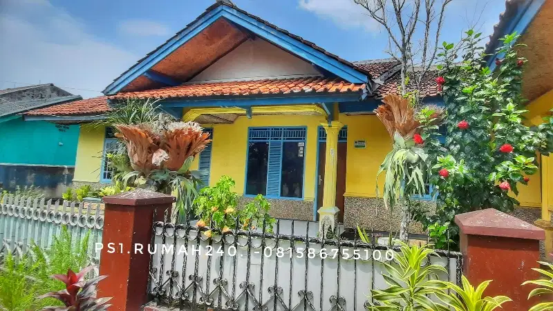 Dijual rumah secondary di perumahan dekat jalan nasional