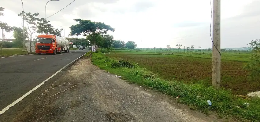 Tanah Nol Jalan Utama Suramadu Madura