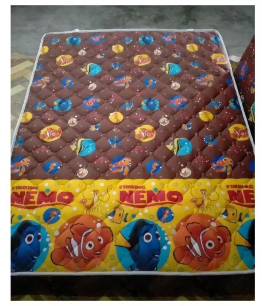 Kasur gulung ukuran: 150x200x8cm