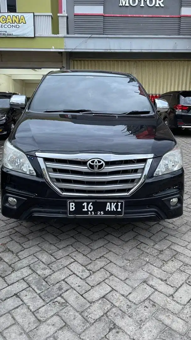 Kijang inova 2015 bensin