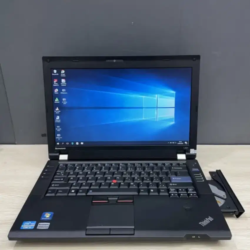 Laptop Lenovo Thinkpad L420 -CORE I5 -HDD 500GB -4GB-Batre bagus -