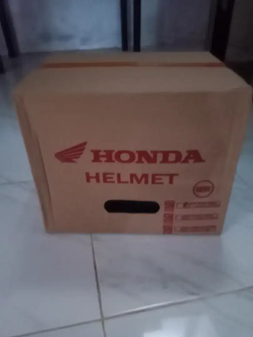 Jual helm SM jas hujan dan jeket baru dr honda