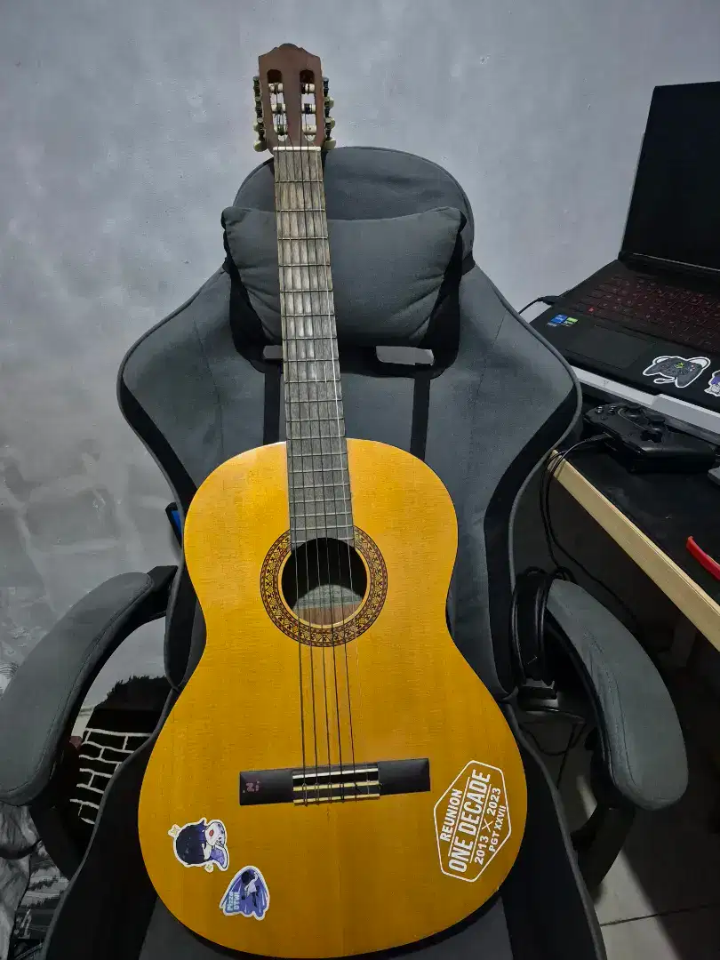 Yamaha C315 Nylon