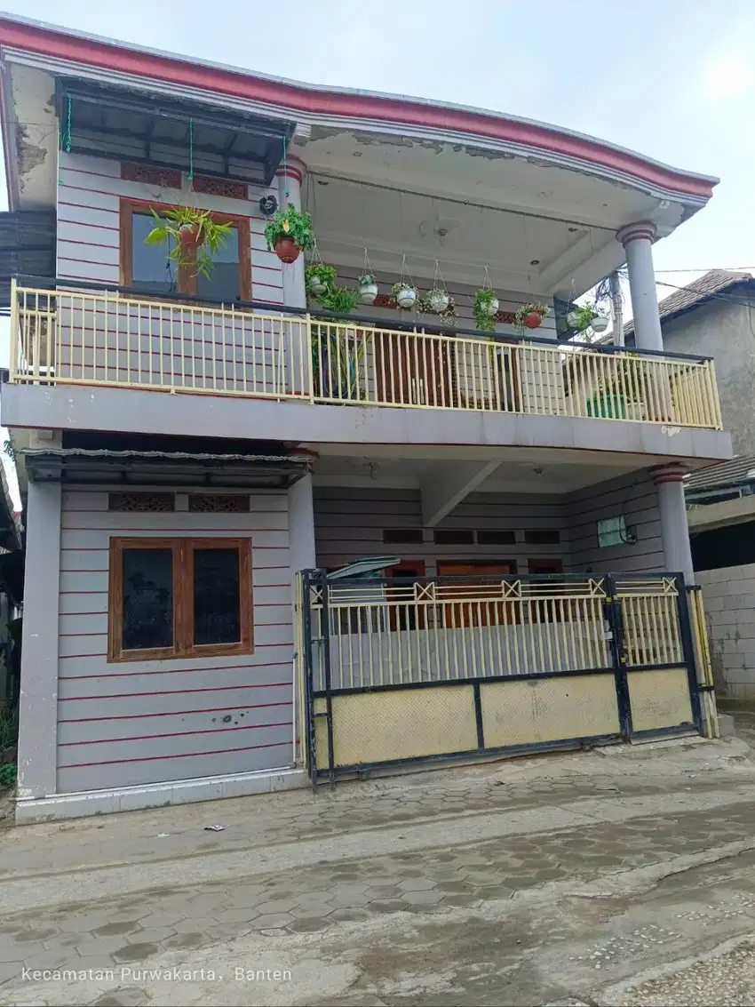 Bismillah jual rumah 2 Lantai + Kontrakan 2 Pintu bangunan kokoh