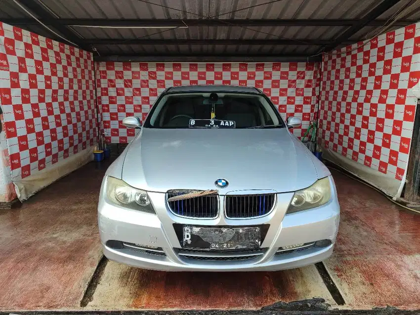 BMW 320I E90 AT