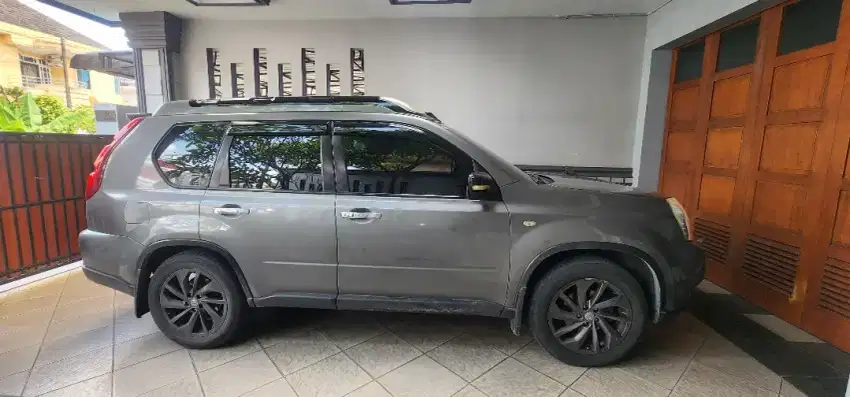 Nissan Xrrail Suburban 2.5XT Type Tertinggi