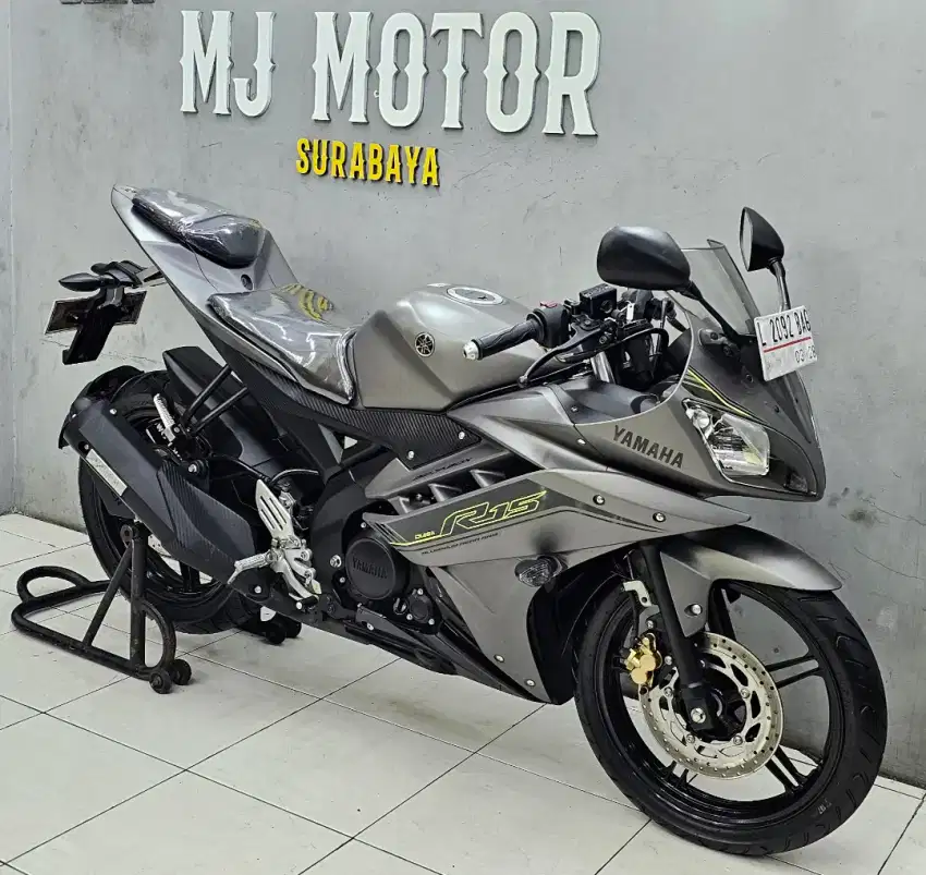 Yamaha R15 V2 tahun 2015 // UNIT SIMPANAN ODO 600KM